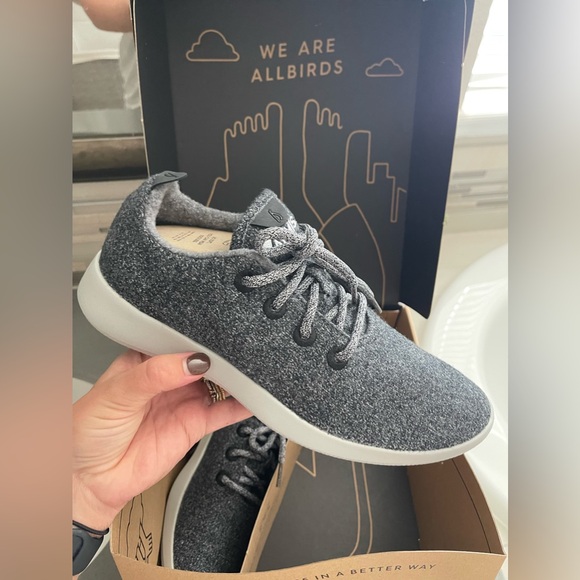 NIB Men’s Allbirds Wool Runners natural grey light grey - Picture 3 of 6